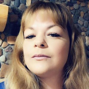 Meet your Posher, Natasha